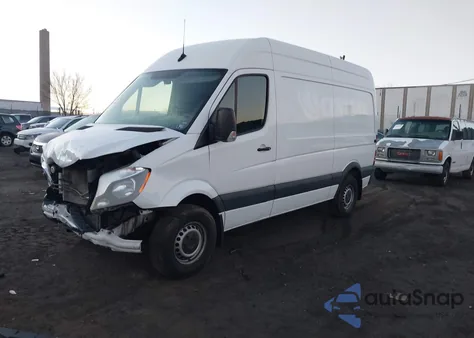 2017 Mercedes-Benz Sprinter 2500 Standard Roof V6 из США, поврежденный, VIN WD3PE7CD4HP538382